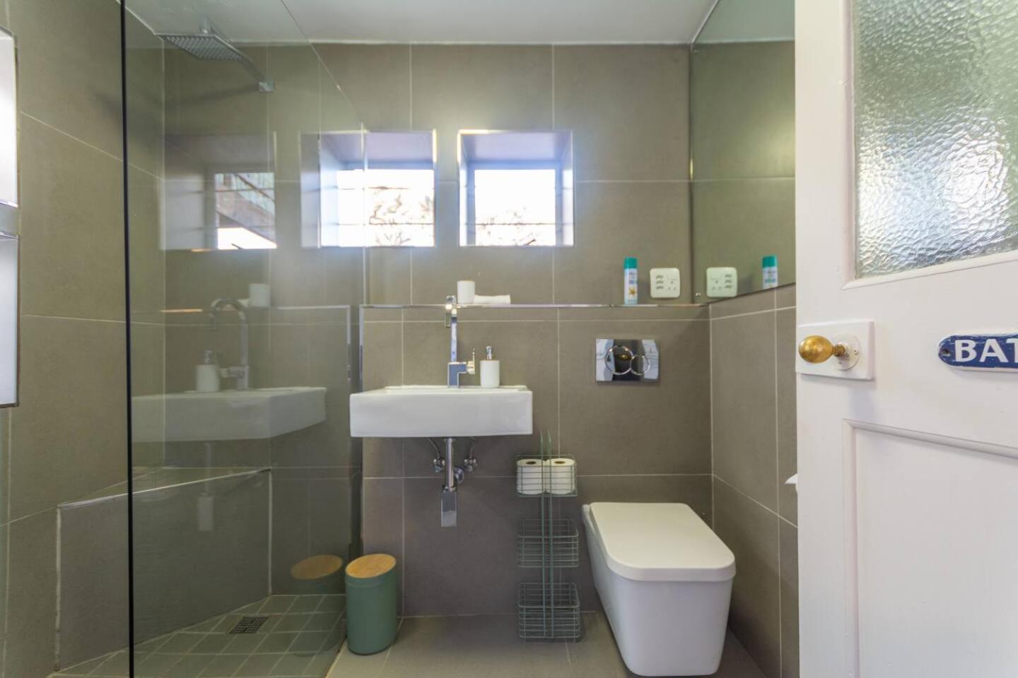 Ley Pool Cottage By Open Home St James Exterior foto